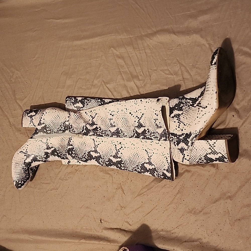 Satellite Snakeskin Boots (S23)